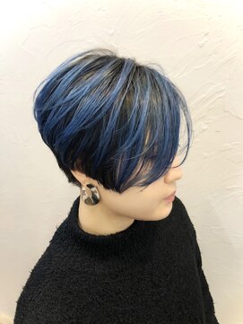 トルチェ(toRtue) バレイヤージュ　ショート　ON ネイビーカラー