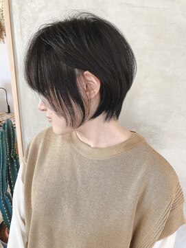 ユニカ(UNIKA) 小顔ショート