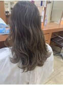 ハイライトベージュカラー レイヤースタイル