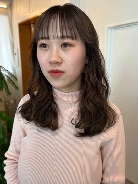 パーク 福岡天神西通り店(parc) シースルーバング　ぱっつん前髪　艶感　ナチュラルパーマ