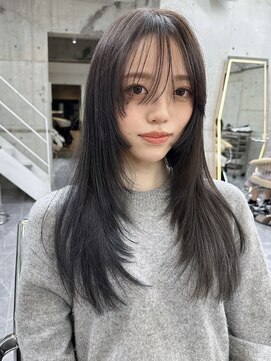 サイン 渋谷(SIGN) ザクザクレイヤーカット巻き方簡単ロング韓国アイドル表参道渋谷