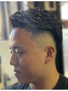 レイフォー(Rei4) 王道パーマスタイル