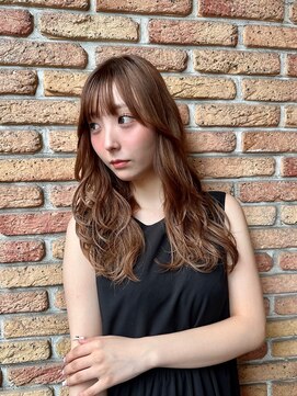 ラティ(Ratie) 【Ratie】ロングヘア×レイヤーカット