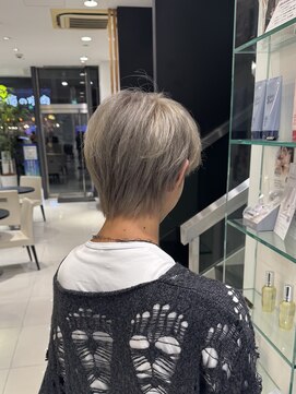 エアー 銀座タワー(AIR) メンズカット/ハイトーンカラー/シルバー/ホワイト