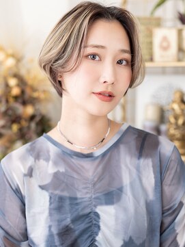カバーヘア ブリス 大宮西口(COVER HAIR bliss) ブリーチカラーセンターパートボブショートa大宮20代30代40代
