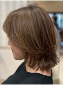 ミセス おしゃれな大人の外ハネボブスタイル ベージュカラー