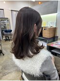 ピンクグレージュ