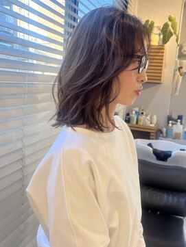 ワール(whirl.) 肩ライン切りっぱなしレイヤー30代40代