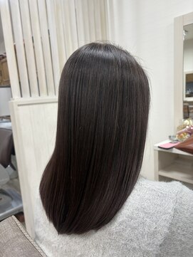 エルゴ 川崎西口(ergo) サラ艶ストレートヘア