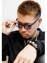 メリケンバーバーショップ コウベ(MERICAN BARBERSHOP KOBE)&nbsp;グランジスパイキーネープレスツーブロックショートにイメチェン