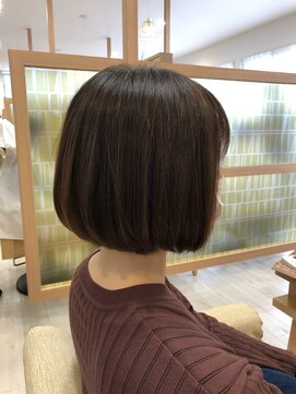 アドラーブル 長岡リップス旭岡店(adorable) ダークグレー×【艶ミニボブ】×10代20代