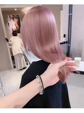 ツヤツヤペールホワイトピンク L ベレーザ 渋谷 Beleza のヘアカタログ ホットペッパービューティー
