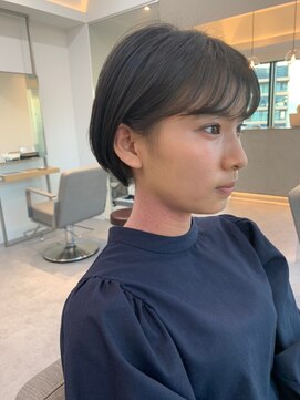 フィル 横浜(fil) サイドバングショート_ベージュアッシュグレージュ