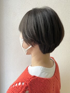 オウルヘアー(Owl hair) モスグリーン/ブリーチなしダブルカラー/マッシュショート