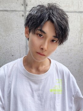 ロンド ローガン 名駅(Lond LOGAN) ソフトツイストパーマ　メンズ　名古屋　眉毛　カット