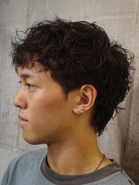 メゾンフォーメン(Maison for men) スパイラル波巻きハイライトアップバングツーブロックマッシュ