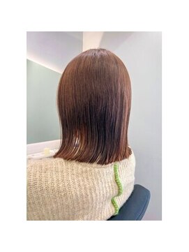 クシュ 所沢西口プロぺ通り(kusyu... ) 黒髪/グレーベージュ/レイヤーロング/前髪パーマ/所沢ハイライト