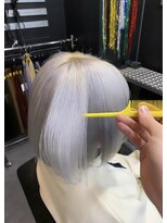 ゾーマ(ZOUMA) ホワイトカラー