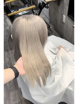 ハグ 横浜(HUG) ダメージレスに。うる艶で天使の輪*ホワイトカラー