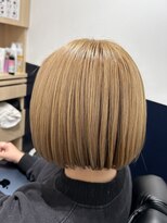 リバティシェアバーバー 銀座(LIBERTY SHARE BARBER)&nbsp;【ダブルカラー】ブロンドミニボブ
