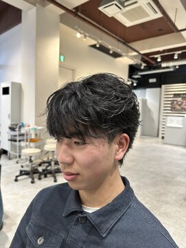 ルーストデラックス 京都河原町三条(ROOST dx) フェザーマッシュ