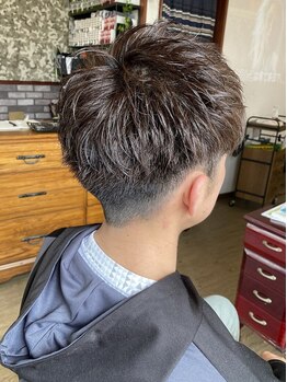 アトリエヘア マルク(atelier hair MALK)の写真/【メンズ限定クーポン有】ON・OFF決まるメンズカジュアルが好評◎眉カット/眉カラーもご用意しております！