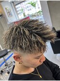 金メッシュ×束感ツイスト