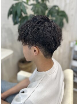 コレロ ヘアー(KORERO hair) 20代、男性に大人気、ミックスパーマ！