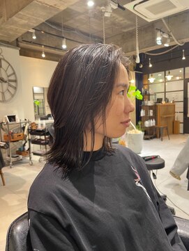 ニール(Neale.) レイヤーカット暗めカラー