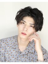 ソレイユ(Soleil)&nbsp;30代メンズヘア/メンズパーマ/くせ毛風パーマ/センターパート