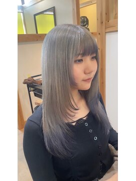 ティピ(tipi) 髪質改善/ヘッドスパ/香椎/前髪カット/白髪ぼかし