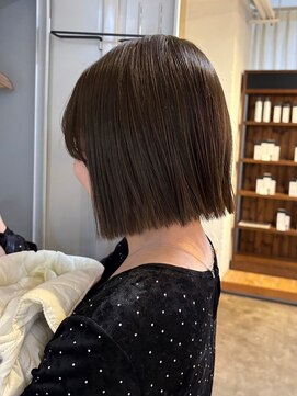 クラフト ヘア デザイン(CRAFT HAIR DESIGN) ぱつっとボブ×オリーブカラー