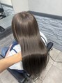 ロンドルピナス 小倉(Lond Lupinus) 透明感たっぷりのグレージュカラー