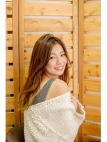 ラテルネ 名駅店(Laterne)&nbsp;レイヤーロングゴールドベージュ /ゆるふわカールツヤカラー