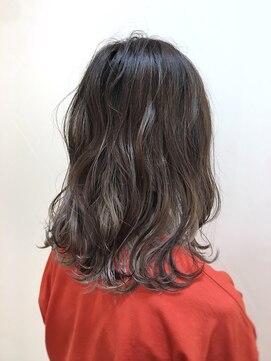 モリオフロムロンドン 大宮店(morio from London) 【担当坪井】インナーカラー グレージュ×ホワイトグレージュ