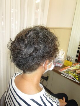 コアフィールフィス(COIFFURE fils) 【見附今町M3D】ショートウエーブ