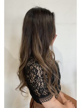 ヘアートラム(HAIR TRAm.) グラデーションカラー(メッシュカラー)