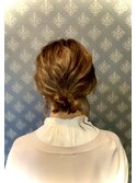 簡単ヘアアレンジ