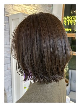 クシェル バイ リリア(kuschel by LILIA.) ボブにレイヤーで動きをプラス！