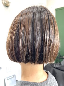 フー バイ セリナ(Fuu.by serina) ナチュラルハイライトボブ