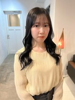 シー.(SHE.)&nbsp;巻き髪レイヤー