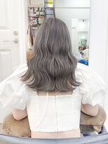 エンネ 新宿(enne)&nbsp;グレージュカラー/髪質改善/ブリーチ/小顔/くすみベージュ/新宿