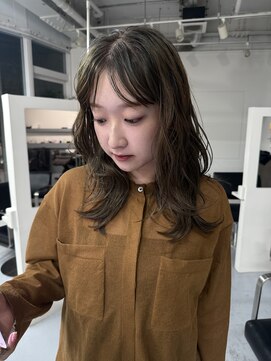 カシェル トウキョウ(Cashel Tokyo) 【sota】顔周りローレイヤー×オリーブグリーン