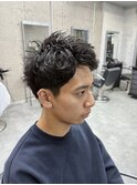 ルーズパーマ×低め刈り上げスパイキーショート