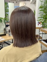 オアシス アン(oasis-un)&nbsp;ぱつっとミディアムボブ