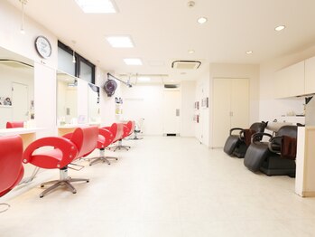 サンクエスト 東武練馬店(sunquest)の写真/《当日予約OK》気取らず通えるアットホームな空間が魅力♪丁寧なカウンセリングで理想のスタイルを形に