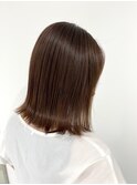 【ほんのりピンクのおしゃれボブ】ボブの軽やかスタイル