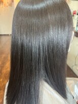 ラフ(RaF*) ダークグレージュ艶髪ストレートブリーチなしニュアンスカラー