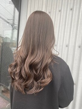 ナンバー ブラオ 名古屋栄(N° blao) ミルクティーベージュ　アッシュベージュ　ケアブリーチ