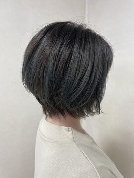 アロット allot ショートボブスタイル
